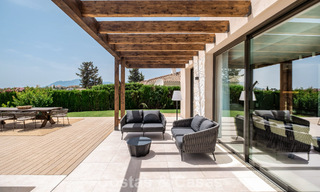 Instapklare luxevilla met Ibiziaanse bouwstijl te koop in een zeer gewilde urbanisatie van Benahavis - Marbella 780033 