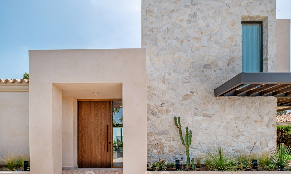 Instapklare luxevilla met Ibiziaanse bouwstijl te koop in een zeer gewilde urbanisatie van Benahavis - Marbella 780035
