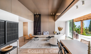 Instapklare luxevilla met Ibiziaanse bouwstijl te koop in een zeer gewilde urbanisatie van Benahavis - Marbella 780036 