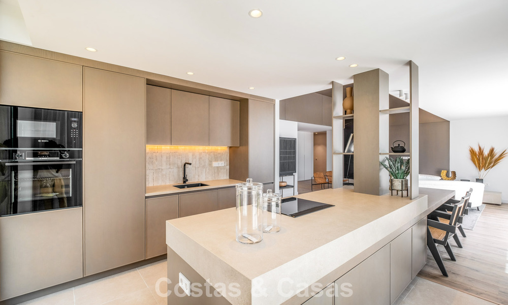 Instapklare luxevilla met Ibiziaanse bouwstijl te koop in een zeer gewilde urbanisatie van Benahavis - Marbella 780040