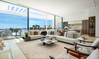 High-end luxevilla met panoramische vergezichten te koop in een golfresort op de Golden Mile in Benahavis - Marbella 780130 