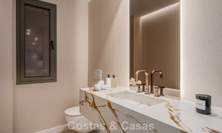 Eersteklas appartement met panoramisch zeezicht te koop in Nueva Andalucia’s golfvallei, Marbella 780262 