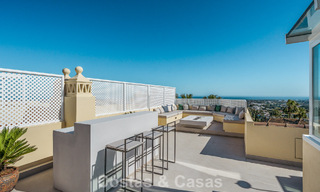 Instapklaar, modernistisch gerenoveerd herenhuis te koop in een gated community in La Quinta, Benahavis - Marbella 780336 