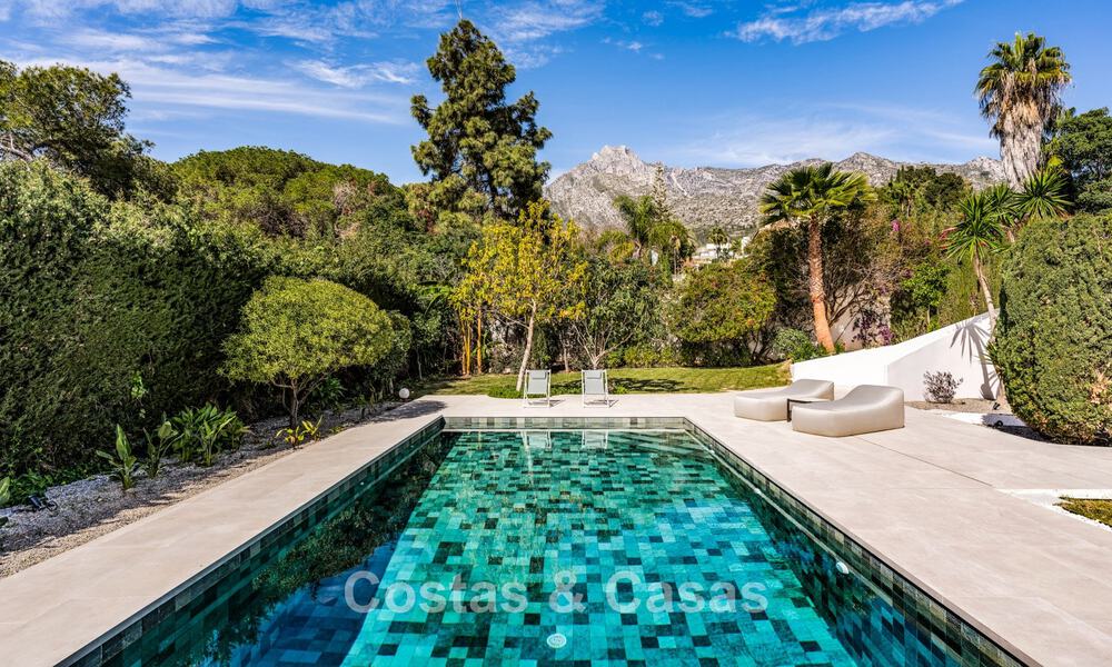 Eigentijdse, mediterrane villa met moderne accenten te koop aan Marbella’s Golden Mile 780407