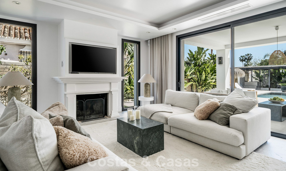 Ruime familievilla met een hedendaagse, Andalusiche charme te koop in Nueva Andalucia’s golfvallei, Marbella 780456