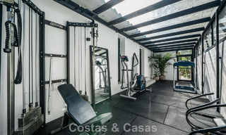 Ruime familievilla met een hedendaagse, Andalusiche charme te koop in Nueva Andalucia’s golfvallei, Marbella 780463 