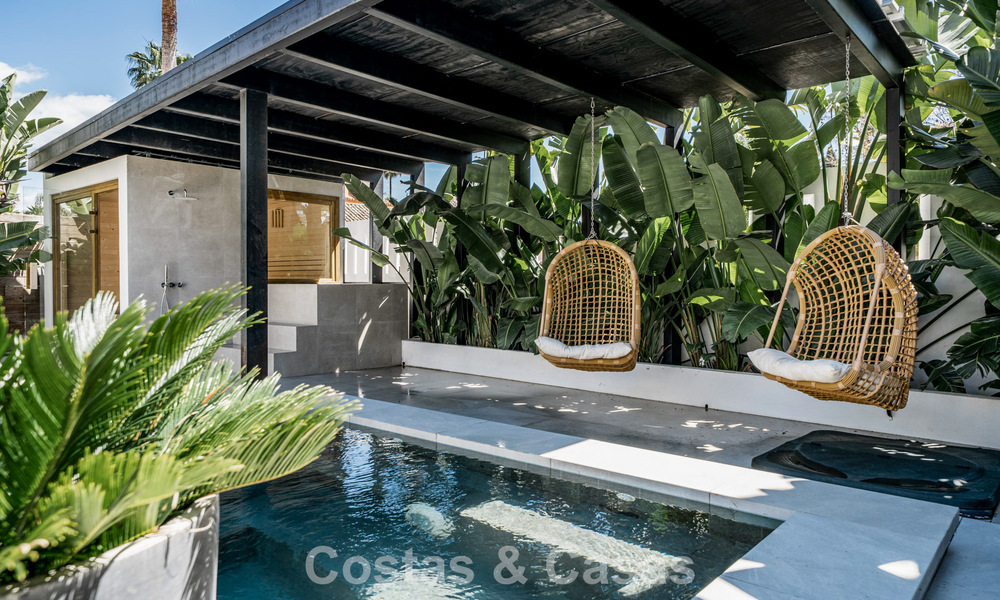 Ruime familievilla met een hedendaagse, Andalusiche charme te koop in Nueva Andalucia’s golfvallei, Marbella 780465
