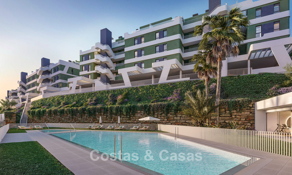 Off-plan, eerstelijnsgolf appartementen met zeezicht te koop in een luxe resort in Mijas, Costa del Sol 780594