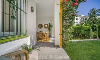 Gerenoveerd 3-slaapkamer tuinappartement op loopafstand van Puerto Banus in Nueva Andalucia, Marbella 780665 