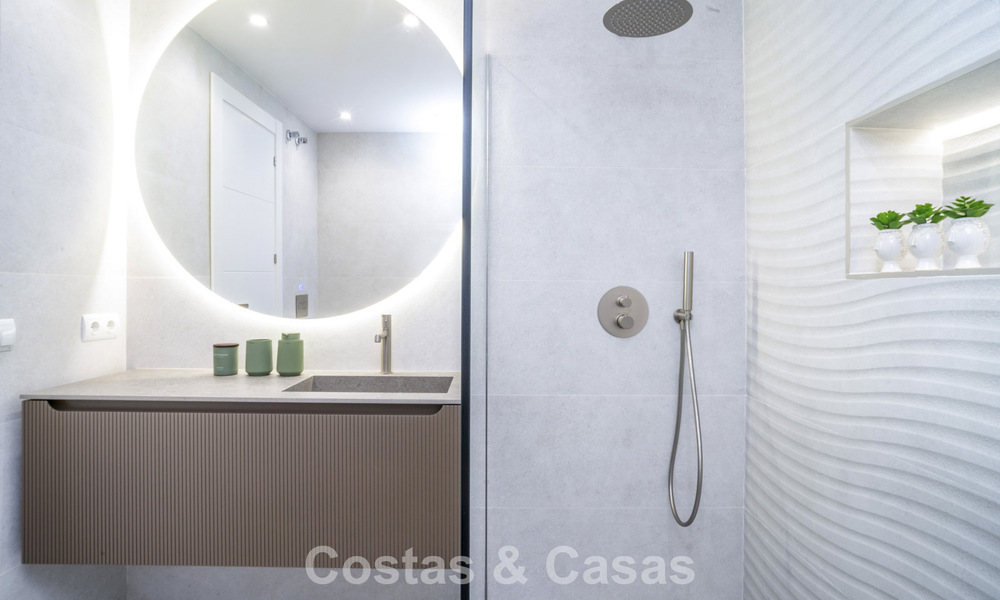 Gerenoveerd 3-slaapkamer tuinappartement op loopafstand van Puerto Banus in Nueva Andalucia, Marbella 780692