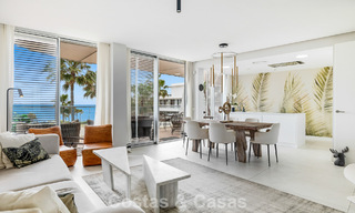 Luxueus, modern appartement met zeezicht te koop direct aan het strand in Estepona, Costa del Sol 780775 