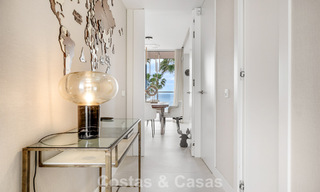 Luxueus, modern appartement met zeezicht te koop direct aan het strand in Estepona, Costa del Sol 780784 