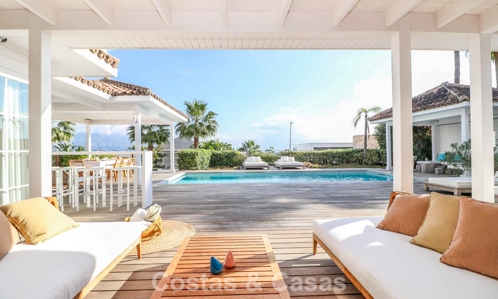 Instapklare, mediterrane gelijkvloerse villa te koop, in een golfomgeving van Benahavis - Marbella 780815