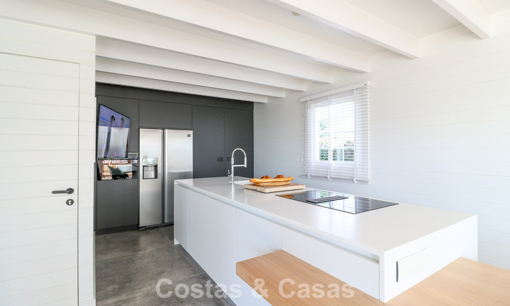 Instapklare, mediterrane gelijkvloerse villa te koop, in een golfomgeving van Benahavis - Marbella 780816
