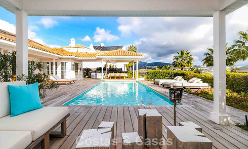 Instapklare, mediterrane gelijkvloerse villa te koop, in een golfomgeving van Benahavis - Marbella 780826