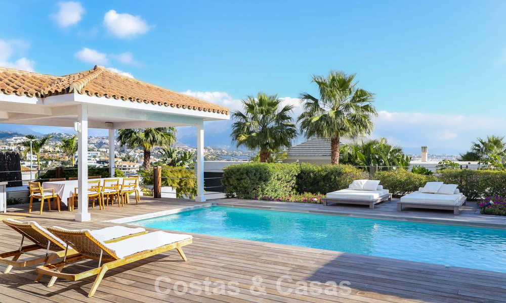 Instapklare, mediterrane gelijkvloerse villa te koop, in een golfomgeving van Benahavis - Marbella 780833