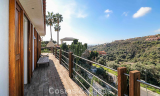 Instapklare, mediterrane gelijkvloerse villa te koop, in een golfomgeving van Benahavis - Marbella 780839 