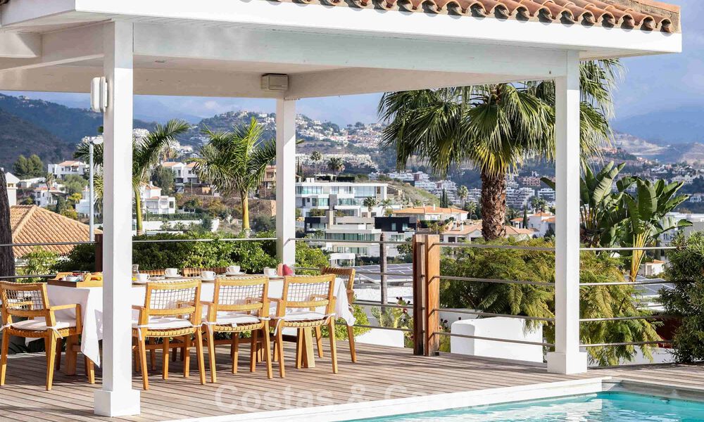 Instapklare, mediterrane gelijkvloerse villa te koop, in een golfomgeving van Benahavis - Marbella 780844