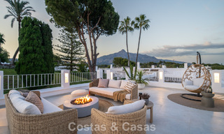 Charmant gerenoveerd townhouse te koop in de populaire golfenclave Aloha Golf, in Nueva Andalucia, Marbella 780846 