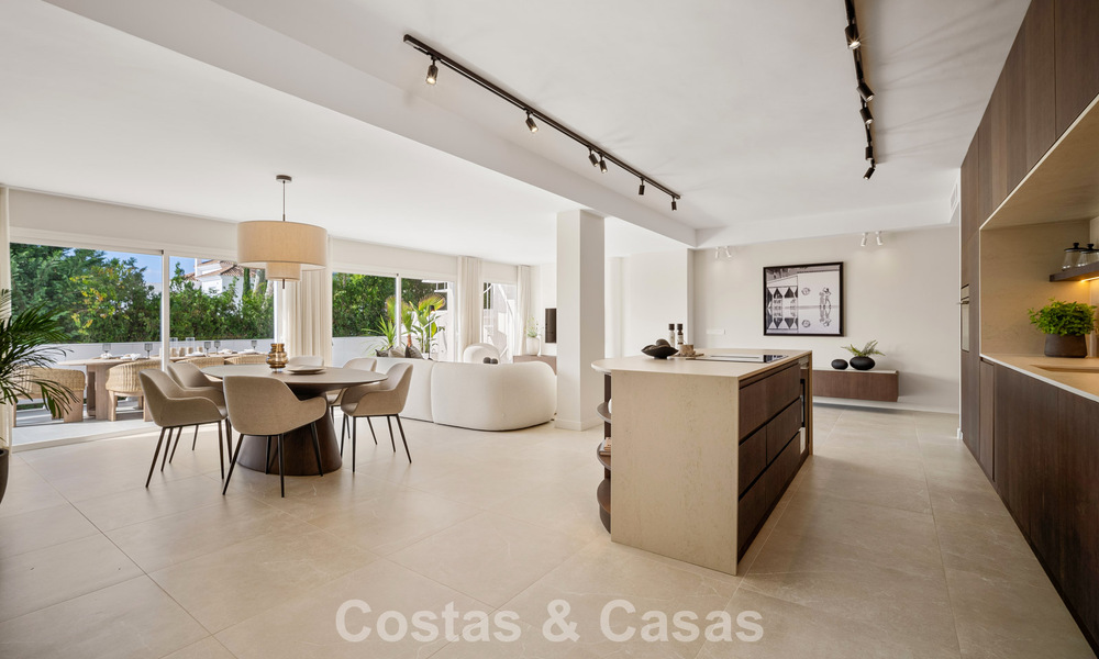 Charmant gerenoveerd townhouse te koop in de populaire golfenclave Aloha Golf, in Nueva Andalucia, Marbella 780854