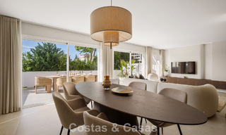 Charmant gerenoveerd townhouse te koop in de populaire golfenclave Aloha Golf, in Nueva Andalucia, Marbella 780859 