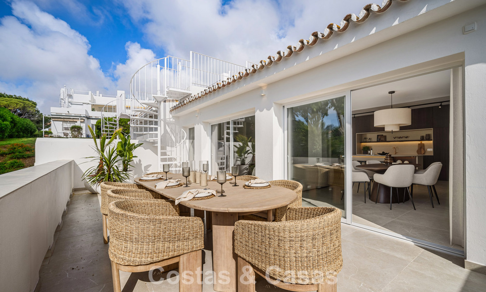 Charmant gerenoveerd townhouse te koop in de populaire golfenclave Aloha Golf, in Nueva Andalucia, Marbella 780865