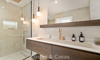 Charmant gerenoveerd townhouse te koop in de populaire golfenclave Aloha Golf, in Nueva Andalucia, Marbella 780882 
