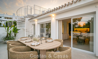 Charmant gerenoveerd townhouse te koop in de populaire golfenclave Aloha Golf, in Nueva Andalucia, Marbella 780906 
