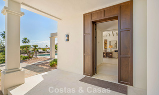 Instapklare, gelijkvloerse luxevilla te koop in Nueva Andalucia’s golfvallei, Marbella 780942 