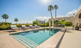 Instapklare, gelijkvloerse luxevilla te koop in Nueva Andalucia’s golfvallei, Marbella 780948 