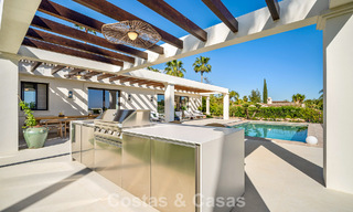 Instapklare, gelijkvloerse luxevilla te koop in Nueva Andalucia’s golfvallei, Marbella 780951 