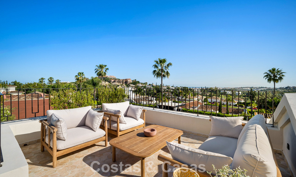 Instapklare, gelijkvloerse luxevilla te koop in Nueva Andalucia’s golfvallei, Marbella 780956