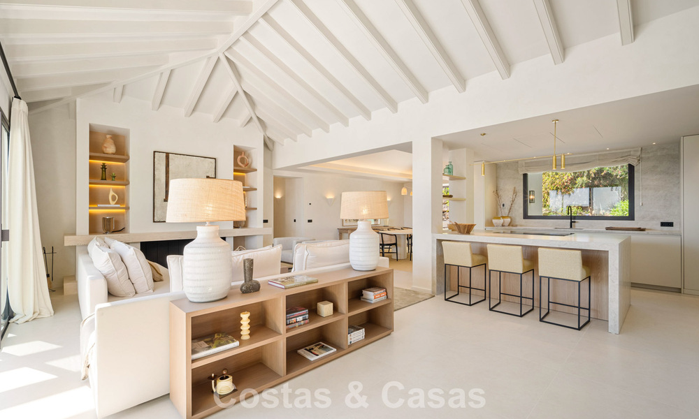 Instapklare, gelijkvloerse luxevilla te koop in Nueva Andalucia’s golfvallei, Marbella 780964