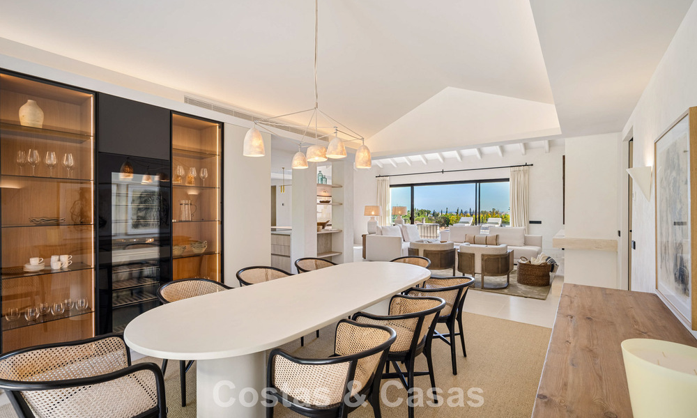 Instapklare, gelijkvloerse luxevilla te koop in Nueva Andalucia’s golfvallei, Marbella 780978