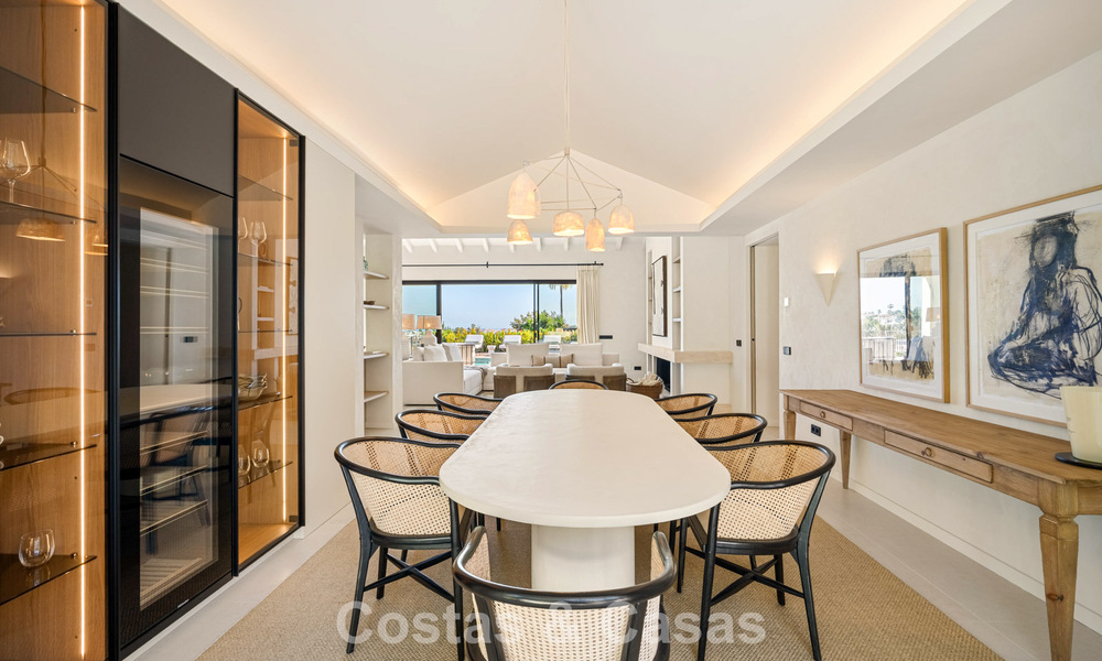 Instapklare, gelijkvloerse luxevilla te koop in Nueva Andalucia’s golfvallei, Marbella 780980