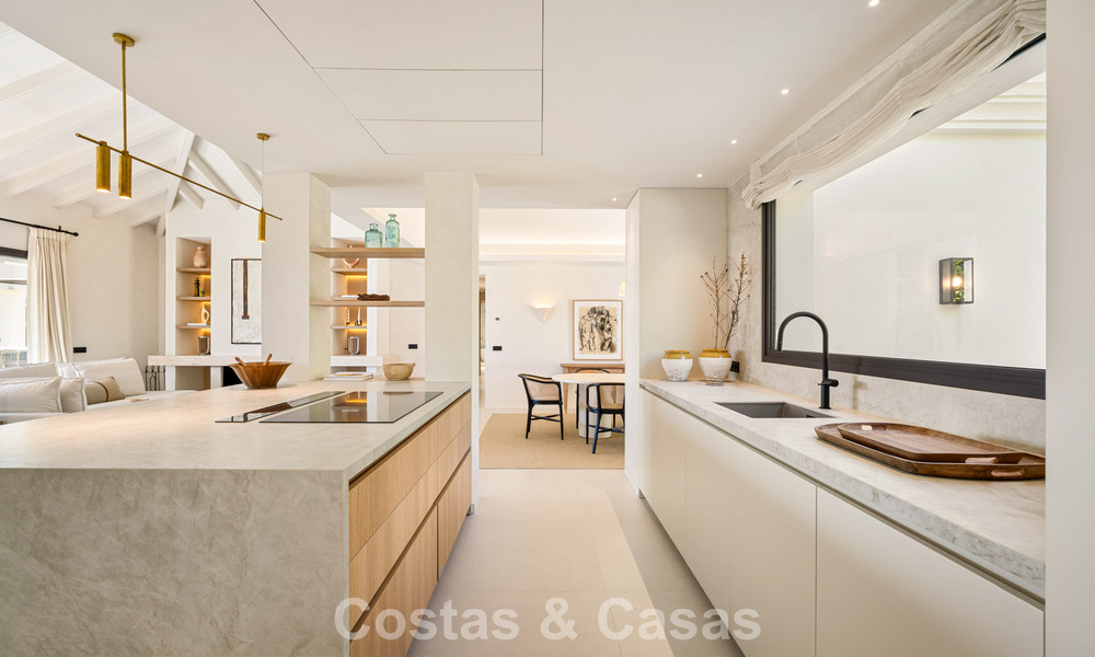 Instapklare, gelijkvloerse luxevilla te koop in Nueva Andalucia’s golfvallei, Marbella 780982
