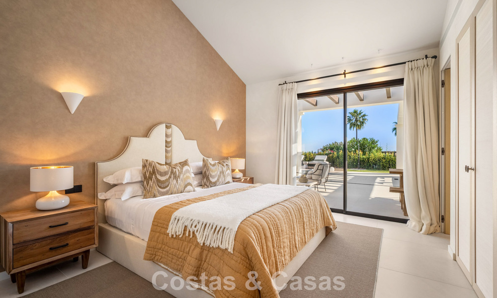 Instapklare, gelijkvloerse luxevilla te koop in Nueva Andalucia’s golfvallei, Marbella 780986