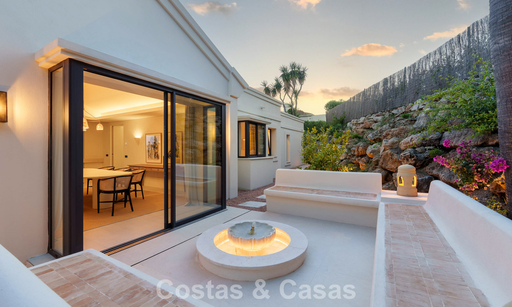 Instapklare, gelijkvloerse luxevilla te koop in Nueva Andalucia’s golfvallei, Marbella 781016
