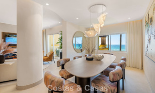 Luxueus 3-slaapkamer eerstelijnsstrand appartement met frontaal zeezicht te koop ten oosten van Marbella centrum 780916 