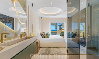 Luxueus 3-slaapkamer eerstelijnsstrand appartement met frontaal zeezicht te koop ten oosten van Marbella centrum 780920 