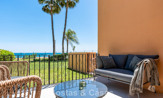Instapklaar strandappartement met prachtig zeezicht te koop in het westelijke deel van Estepona 781067 