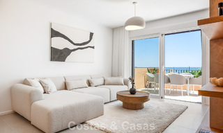 Instapklaar strandappartement met prachtig zeezicht te koop in het westelijke deel van Estepona 781080 