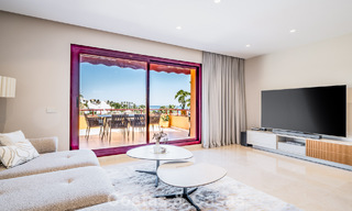 Appartementen met zeezicht te koop in een strandcomplex op wandelafstand van Estepona centrum 805609 