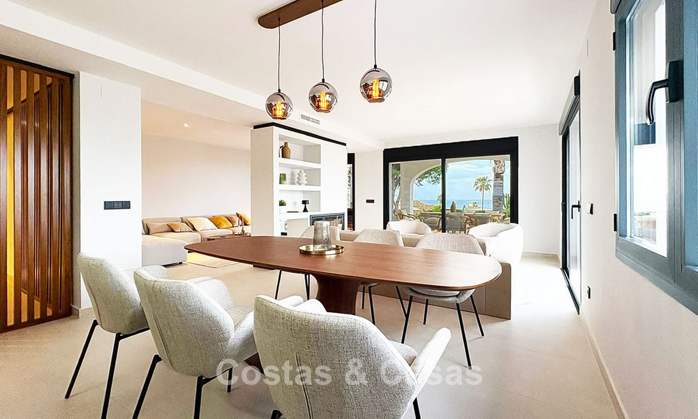 Gelijkvloerse luxevilla met zeezicht te koop nabij het strand en golfbaan van Mijas Costa, Costa del Sol 781226