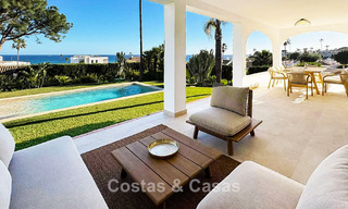 Gelijkvloerse luxevilla met zeezicht te koop nabij het strand en golfbaan van Mijas Costa, Costa del Sol 781228 