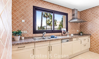 Luxe penthouse te koop aan het strand op de New Golden Mile tussen Marbella en Estepona 781258 