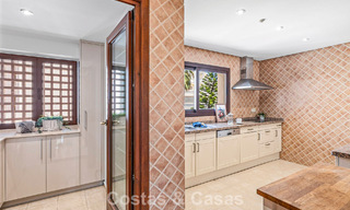 Luxe penthouse te koop aan het strand op de New Golden Mile tussen Marbella en Estepona 781259 