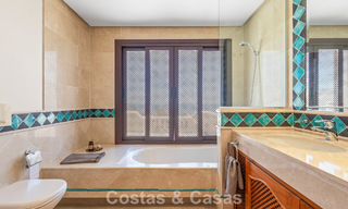 Luxe penthouse te koop aan het strand op de New Golden Mile tussen Marbella en Estepona 781273 