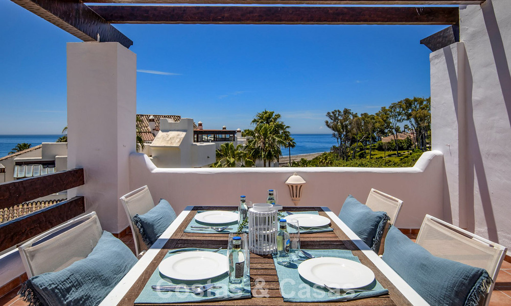 Luxe penthouse te koop aan het strand op de New Golden Mile tussen Marbella en Estepona 781286