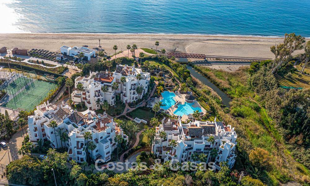 Luxe penthouse te koop aan het strand op de New Golden Mile tussen Marbella en Estepona 795131